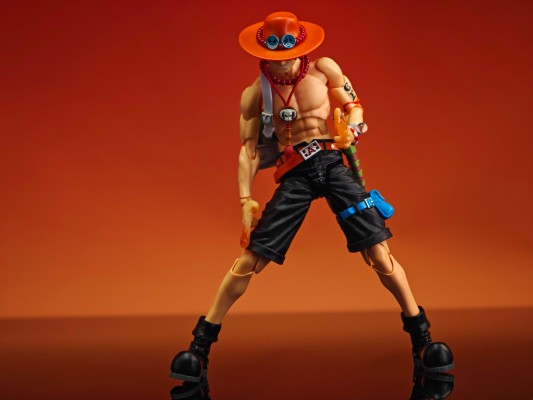 S.H.Figuarts 波特夹斯·D·艾斯 -火拳-