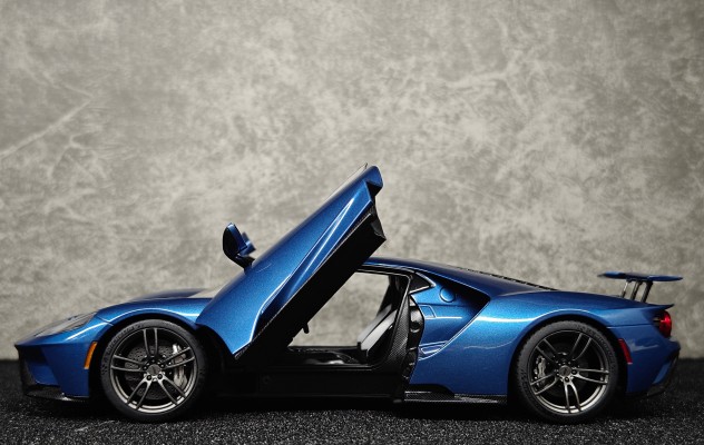 1/18 福特 GT 2017 白色