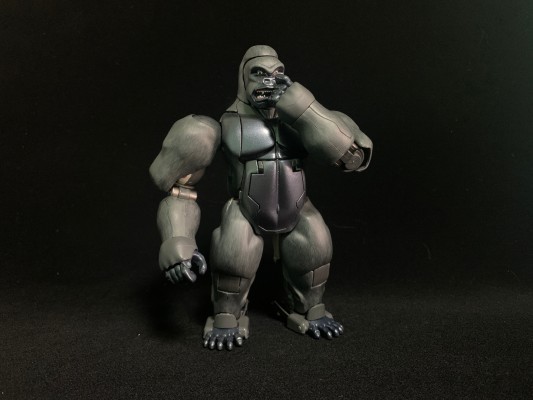 变形金刚大师级 MP-59 犀牛勇士
