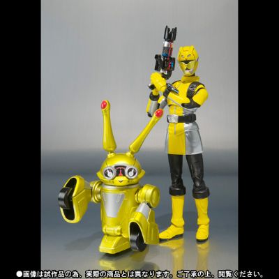 S.H.Figuarts 黄色捍卫者与兔田·蕾塔丝（暂译）