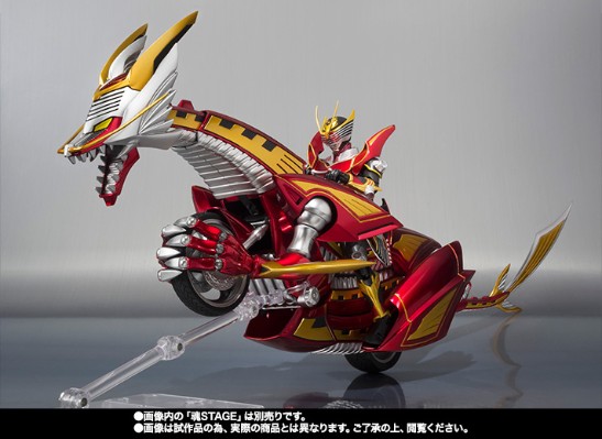 S.H.Figuarts  假面骑士龙骑生存形态与深红之龙强化形态（暂译）