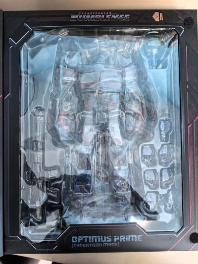 3Z0930 DLX 大黄蜂 擎天柱 塞伯坦模式