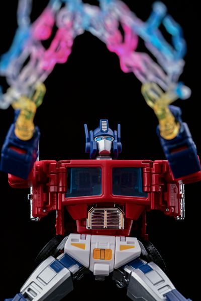 变形金刚大师级 合体系列 MPG-09 超级仁莱
