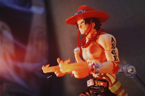 S.H.Figuarts 波特夹斯·D·艾斯 -火拳-