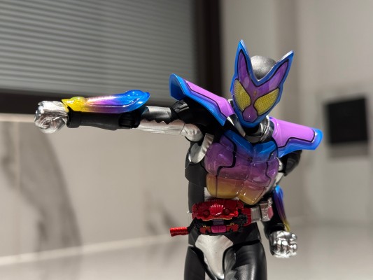 S.H.Figuarts 假面骑士加布 跳跳软糖形态