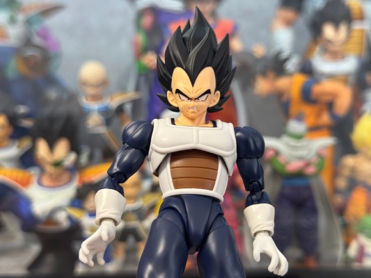 S.H.Figuarts 贝吉塔-老旧战斗服-