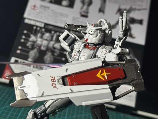 HG 1/144 EX高达（复仇的安魂曲）
