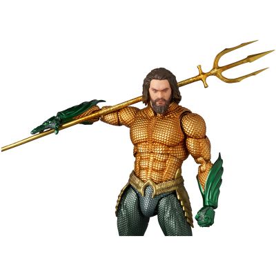 MAFEX 编号267 海王（金绿战衣）