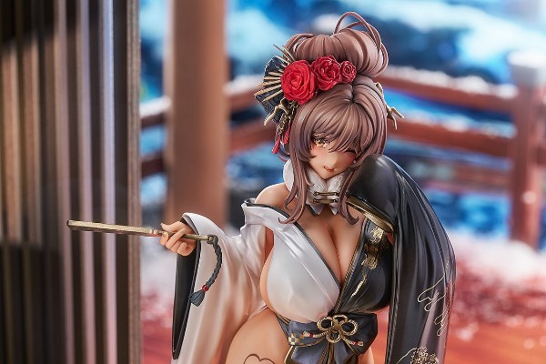 胜利女神：妮姬 诺亚尔：黑兔