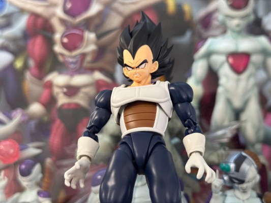 S.H.Figuarts 贝吉塔-老旧战斗服-