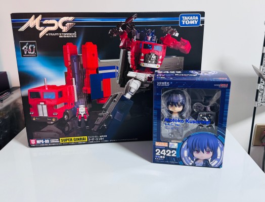 变形金刚大师级 合体系列 MPG-09 超级仁莱