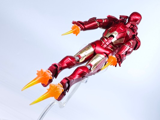 S.H.Figuarts 复仇者联盟 钢铁侠 Mark VII 《Avengers Assemble》 Edition