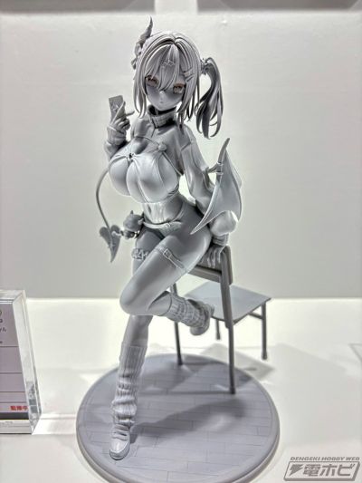 无口系辣妹魅魔 篠宫有希