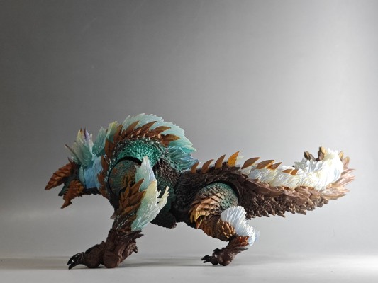 S.H.MonsterArts 雷狼龙 -怪物猎人20周年纪念版-