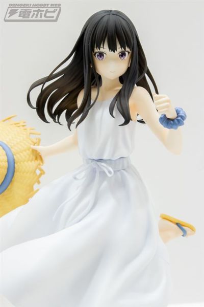 莉可丽丝 井上泷奈 白色连衣裙