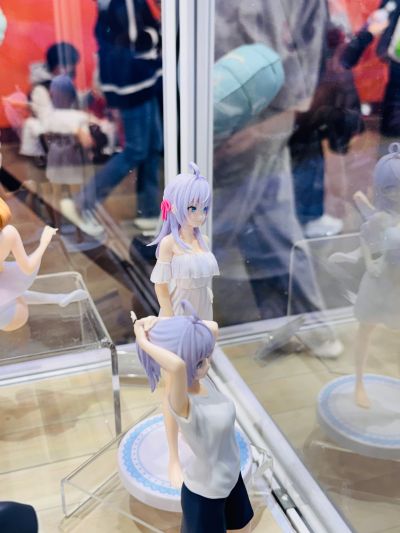 不时用俄语小声说真心话的邻桌艾莉同学 动画版 小坐系列奖品人偶“艾莉”睡衣款