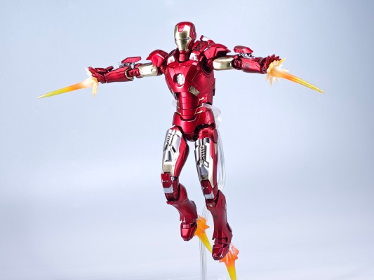 S.H.Figuarts 复仇者联盟 钢铁侠 Mark VII 《Avengers Assemble》 Edition