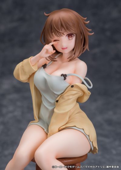 莱莎的炼金工房:常暗女王与秘密藏身处 莱莎琳・斯托特 睡衣版
