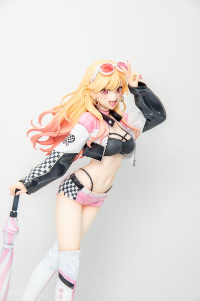 更衣人偶坠入爱河 动画版 喜多川海梦 赛车女郎