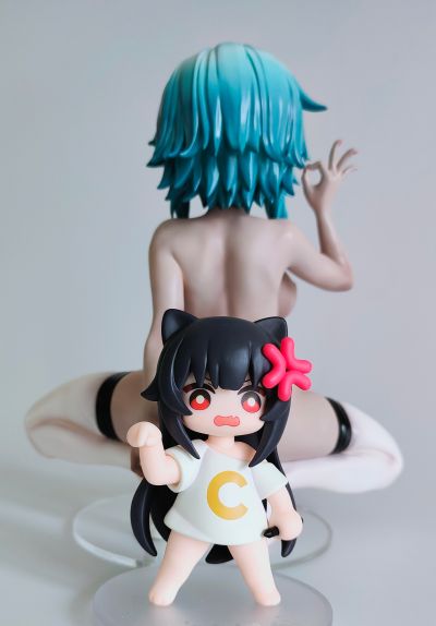 肉感少女 艾文
