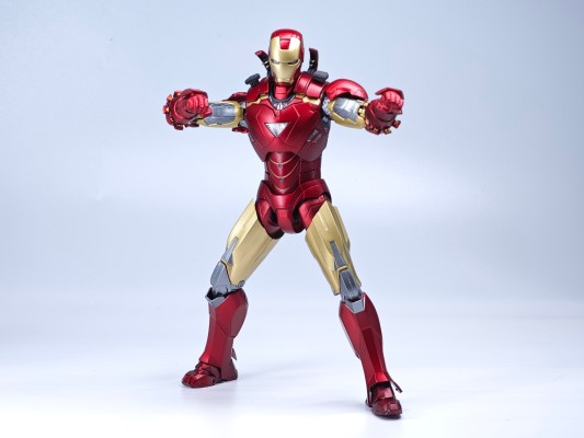 S.H.Figuarts 钢铁侠 Mk6 -《BATTLE DAMAGE》 EDITION-（复仇者联盟）