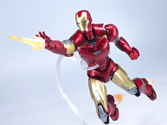 S.H.Figuarts 钢铁侠 Mk6 -《BATTLE DAMAGE》 EDITION-（复仇者联盟）