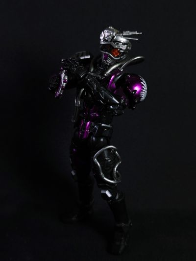 S.H.Figuarts 假面骑士驰骑 魔进追猎者