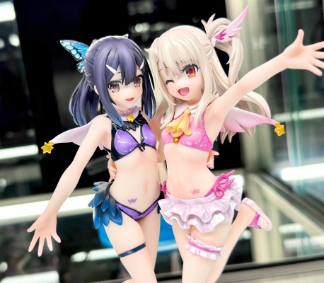 魔法少女伊莉雅 第三季 伊莉雅 与 美游 泳装版 特别套装