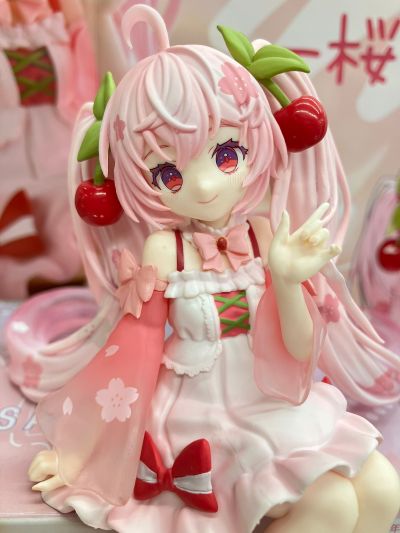 初音未来 压泡面人偶-樱花未来2025-