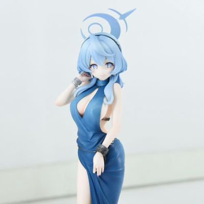 蔚蓝档案 天雨亚子（礼服）