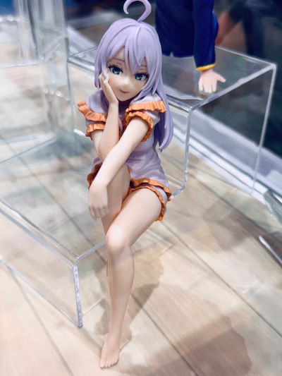 不时用俄语小声说真心话的邻桌艾莉同学 动画版 小坐系列奖品人偶“艾莉”睡衣款