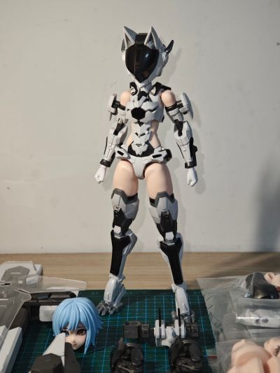 赛博森林 天眼跃兔 莉琳·贝尔 镜像潜行