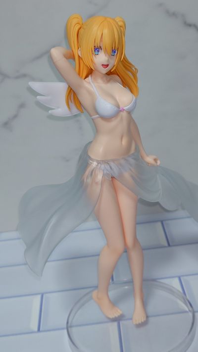 2.5次元的诱惑 独特魅力 美莉艾拉 泳装造型