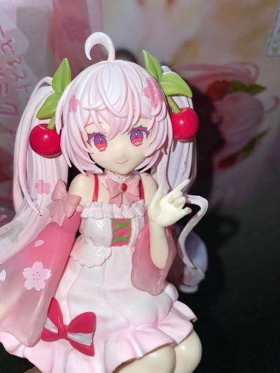 初音未来 压泡面人偶-樱花未来2025-