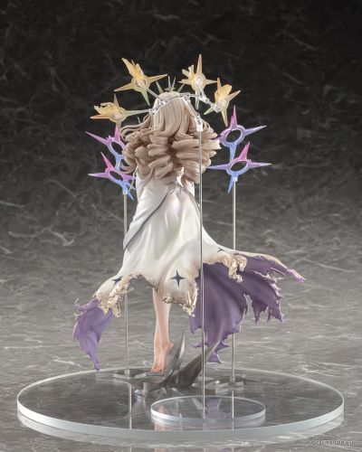 胜利女神：新的希望 皇冠 皇帝的新衣