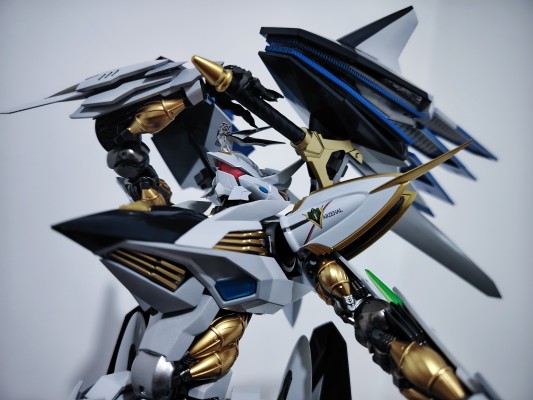 钢铁机神  AMT-01 补天士