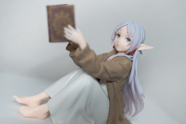 葬送的芙莉莲 可爱桌摆人偶 芙莉莲~居家服造型~