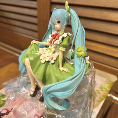 初音未来 压泡面人偶 花仙子系列—幸运草仙子—