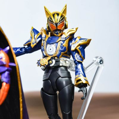 S.H.Figuarts 假面骑士娜猫 奇幻形态