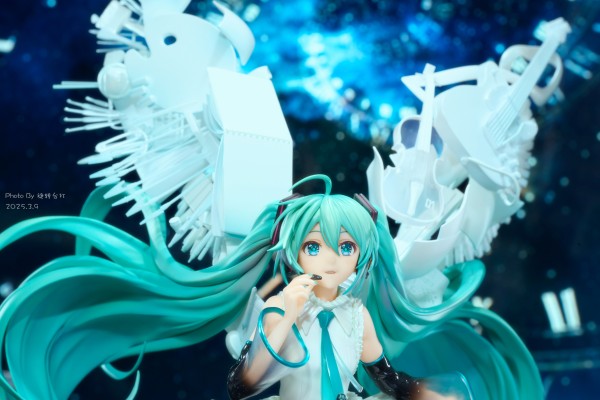 【2025.3.9】初音未来 16周年纪念款
