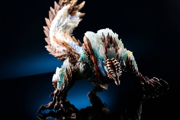 S.H.MonsterArts 雷狼龙 -怪物猎人20周年纪念版-