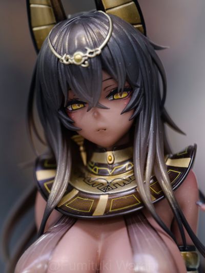 神官希卜娜
