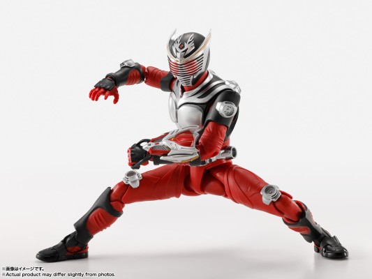 S.H.Figuarts（真骨雕制法） 假面骑士龙骑