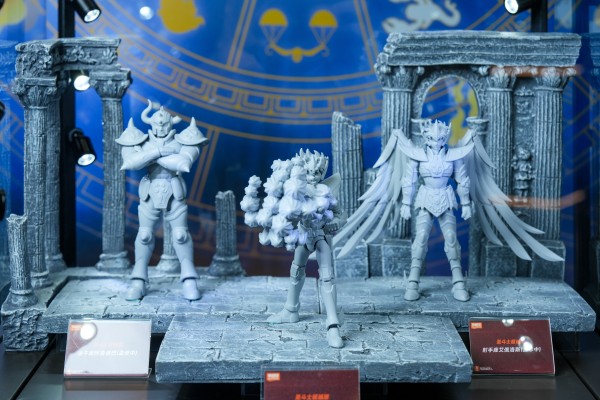 圣斗士超越版 金牛座阿鲁迪巴