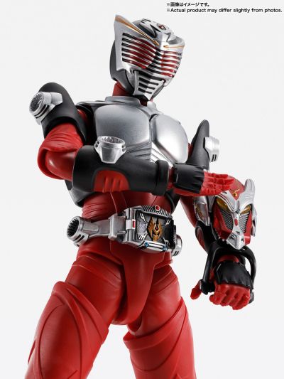 S.H.Figuarts（真骨雕制法） 假面骑士龙骑