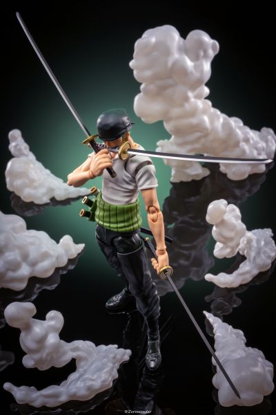 S.H.Figuarts 罗罗诺亚·佐罗 -冒险的序幕-