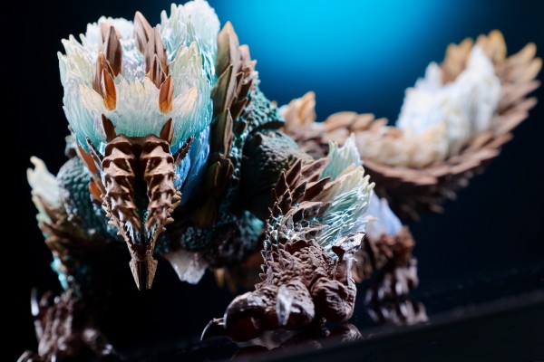 S.H.MonsterArts 雷狼龙 -怪物猎人20周年纪念版-