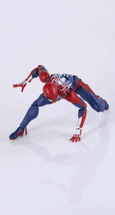 S.H.Figuarts 游戏：漫威蜘蛛侠 蜘蛛侠 高级战衣