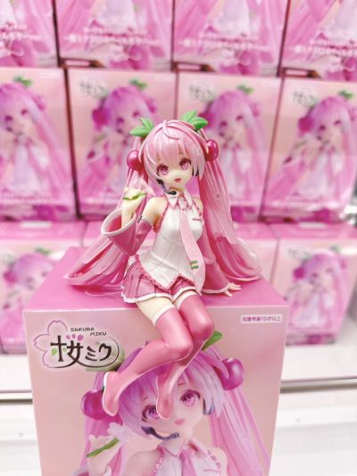 初音未来 压泡面人偶-樱花未来2024 珠光款-