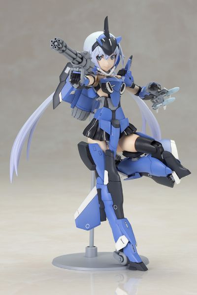 机甲少女 短剑